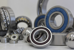 Шариковые подшипники и втулки скольжения ISB: новое поступление